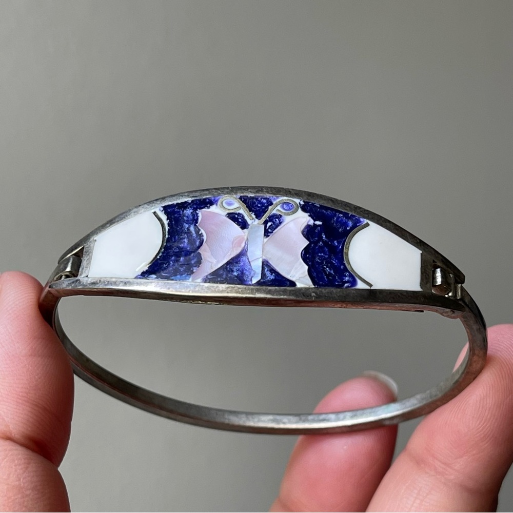Alpaca Mexico Mother Of Pearl Butterfly Inlay Small Hinged Bangle Bracelet - Picture 5 of 8